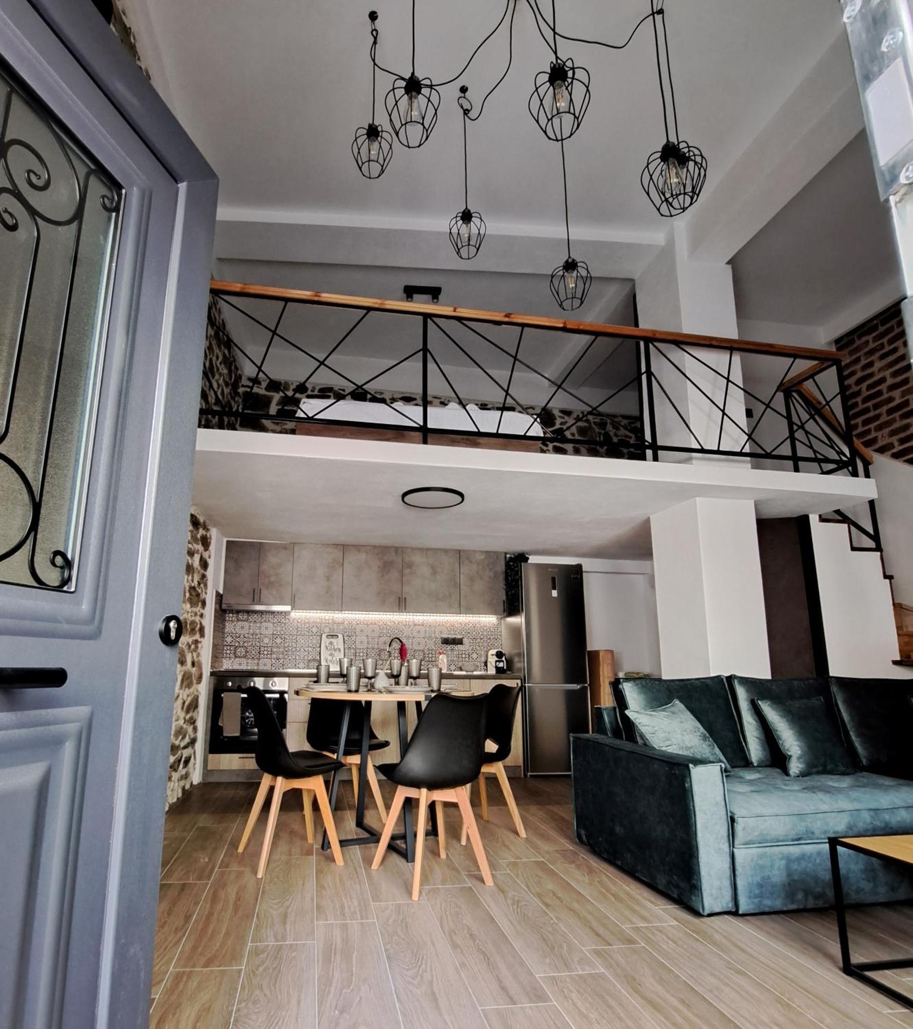 Artemis Apartments Kavala Bagian luar foto